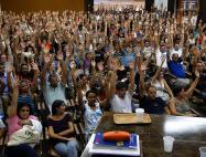 Servidores são contra a mudança de CLT par estatutário