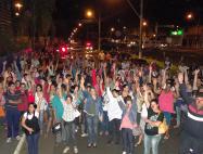 Mais de 200 servidores lotaram as ruas de Américo